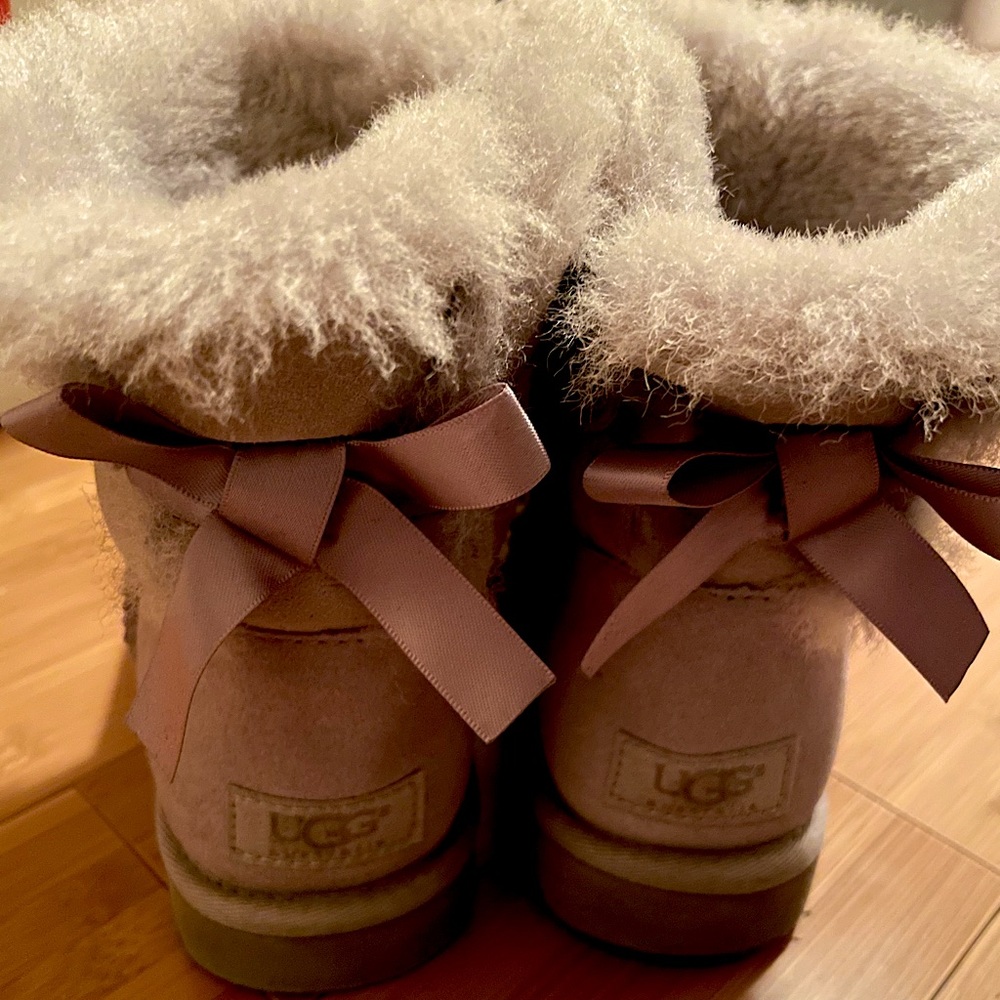 UGG Bailey Bow Light Pink